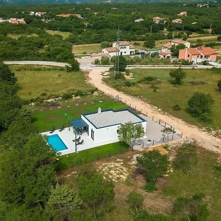 Lotta Holiday home