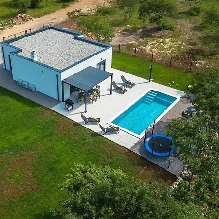 Lotta Holiday home Ubasico